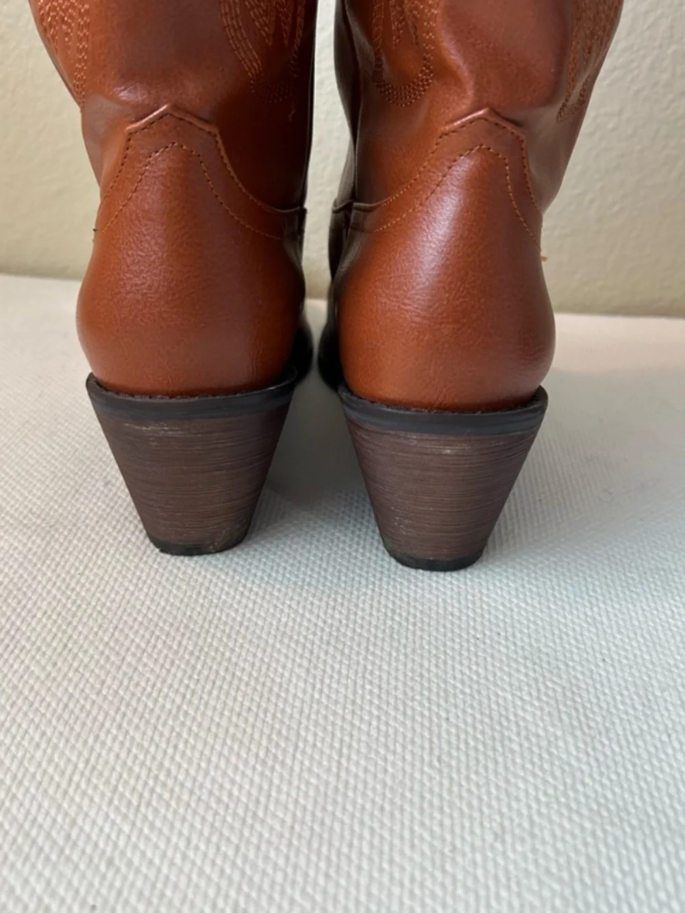 Cowboy Boot Tall Brown White Hearts Inlay Pull Strap Wide Calf Heel 1.5" 38/7.5 - Picture 7 of 14